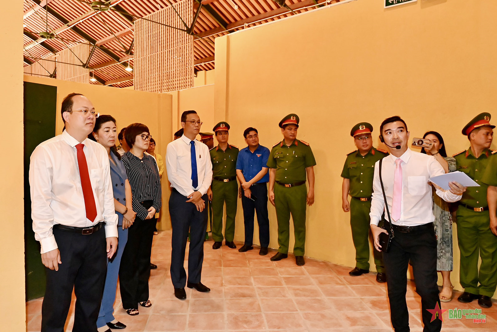 Lãnh đạo Thành phố Hồ Chí Minh dâng hương tưởng nhớ đồng chí Trần Phú